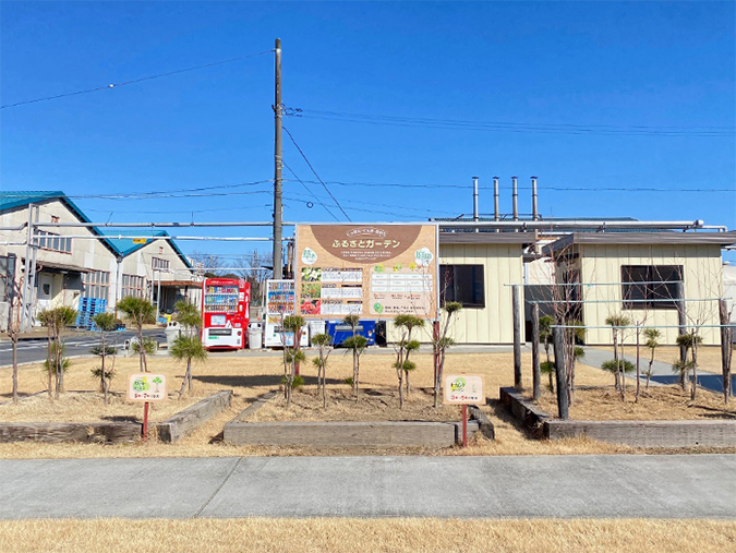 photo: The Hometown Native Plant Garden and the surrounding lawn change appearances with the seasons, providing a place of relaxation that also dazzle the eyes of employees.