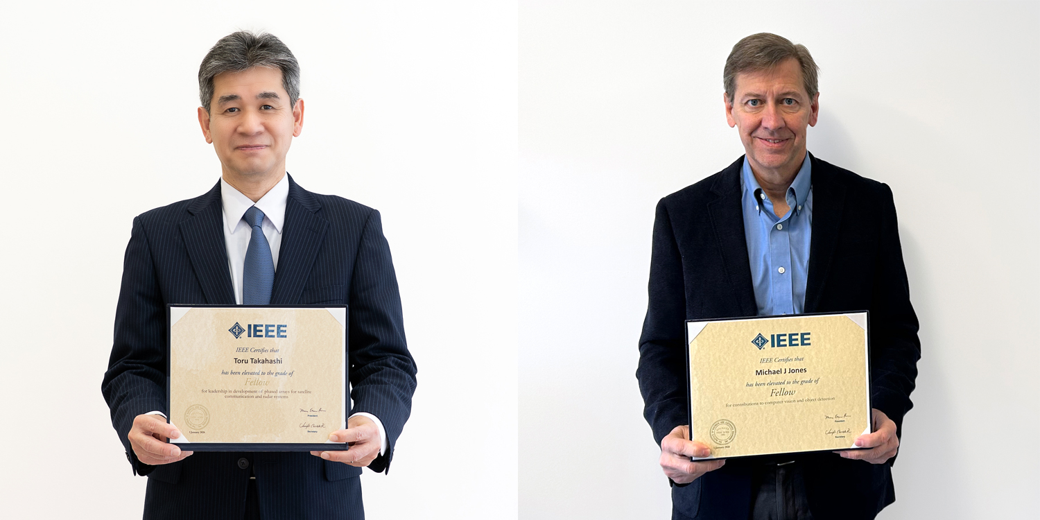 (From left) Dr. Toru Takahashi and Dr. Michael J. Jones
