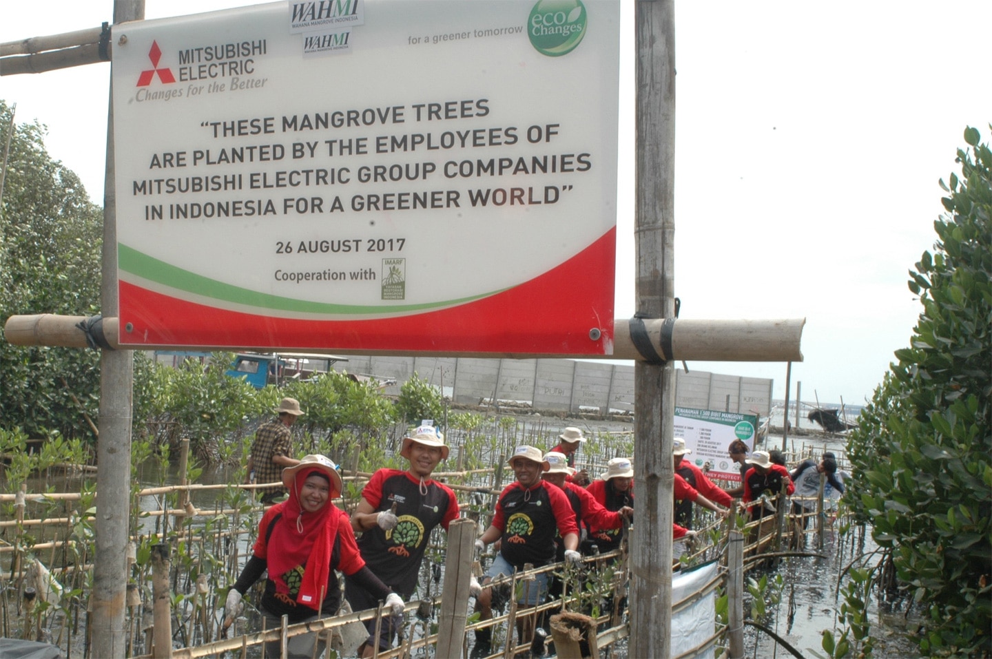 photo: Joint mangrove planting activities involving three local group companies in Indonesia 2