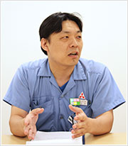Mizutani, Team Leader, Assembly Team 2, PC Manufacturing Division, FA Manufacturing Section