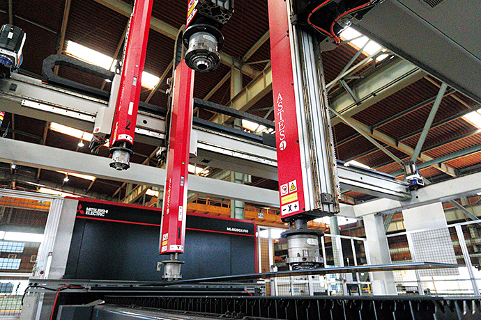 The automation of laser cutting operations through the combination of the GX-F60 and ASTES4 improved work efficiency and reduced the physical workload for operators.