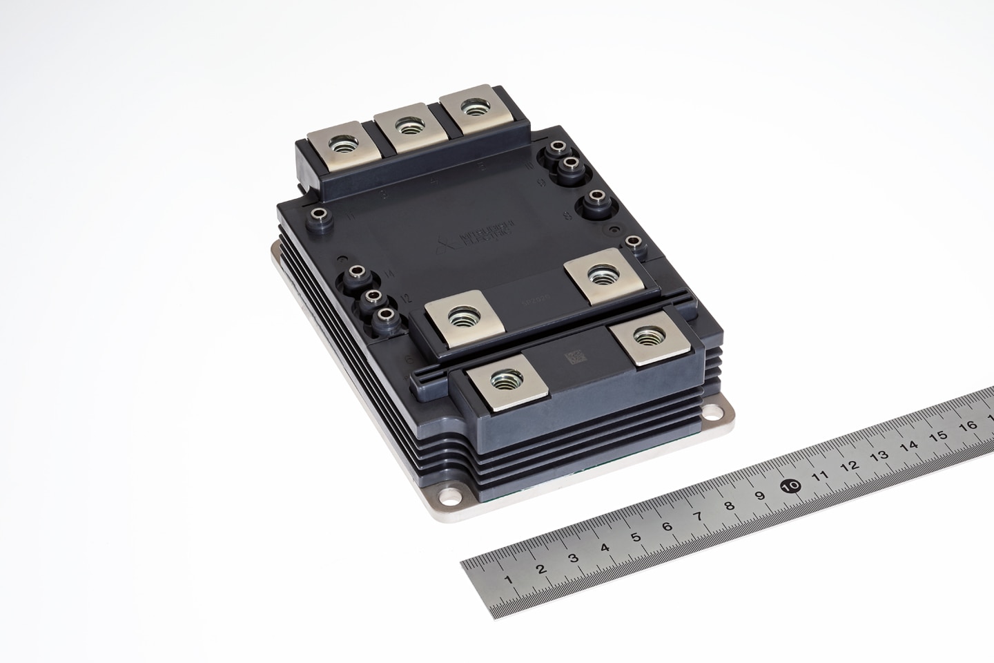 3.3kV SBD-embedded SiC-MOSFET module