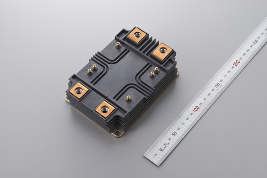 Prototype of 6.5 kV full-SiC power semiconductor module